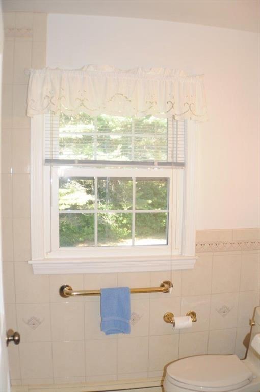 165 Sea Road Kennebunk, ME 04043 - Photo 15 of 35 Photo