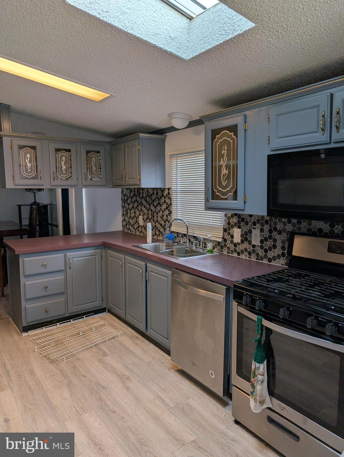 17 Abbey Road Coatesville, PA 19320 - Photo 8 of 16 Kitchen