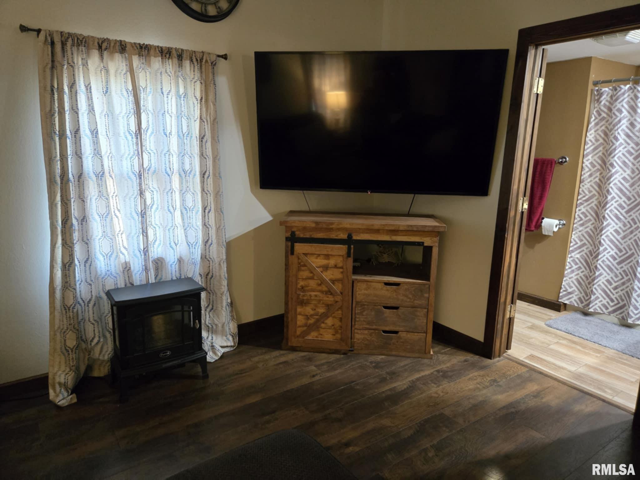 238 West Vine Street Canton, IL 61520 - Photo 16 of 43