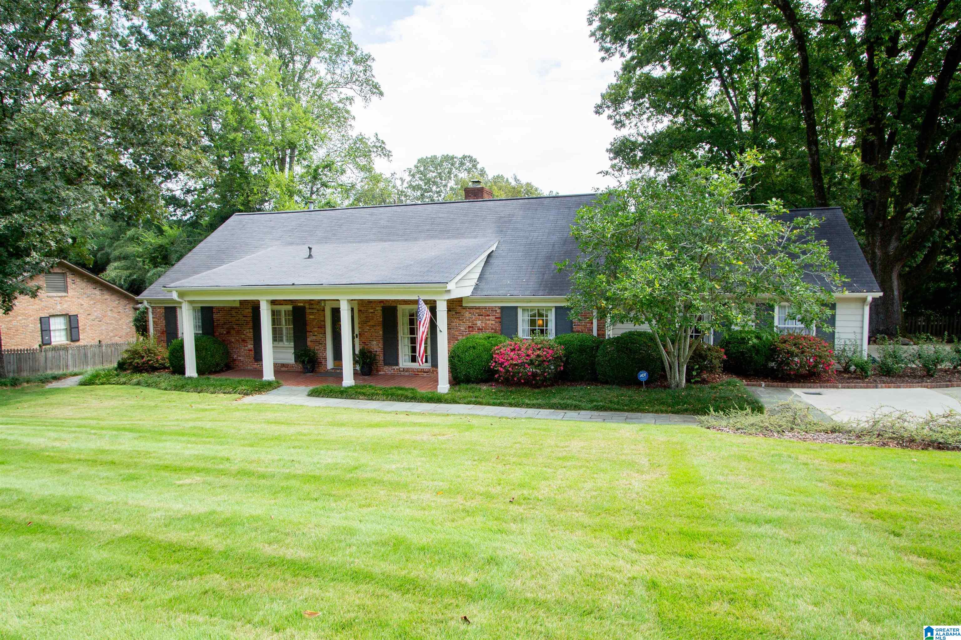 3357 Spring Valley Court Birmingham, AL 35223 - Photo 2 of 72 Gallery Image 2