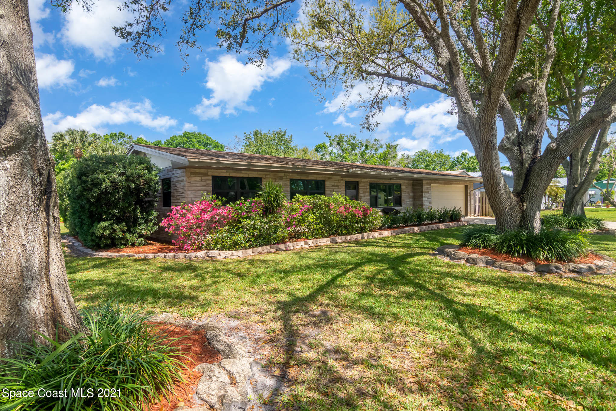 1744 Trimble Road Melbourne, FL 32934 - Photo 2 of 26 Front