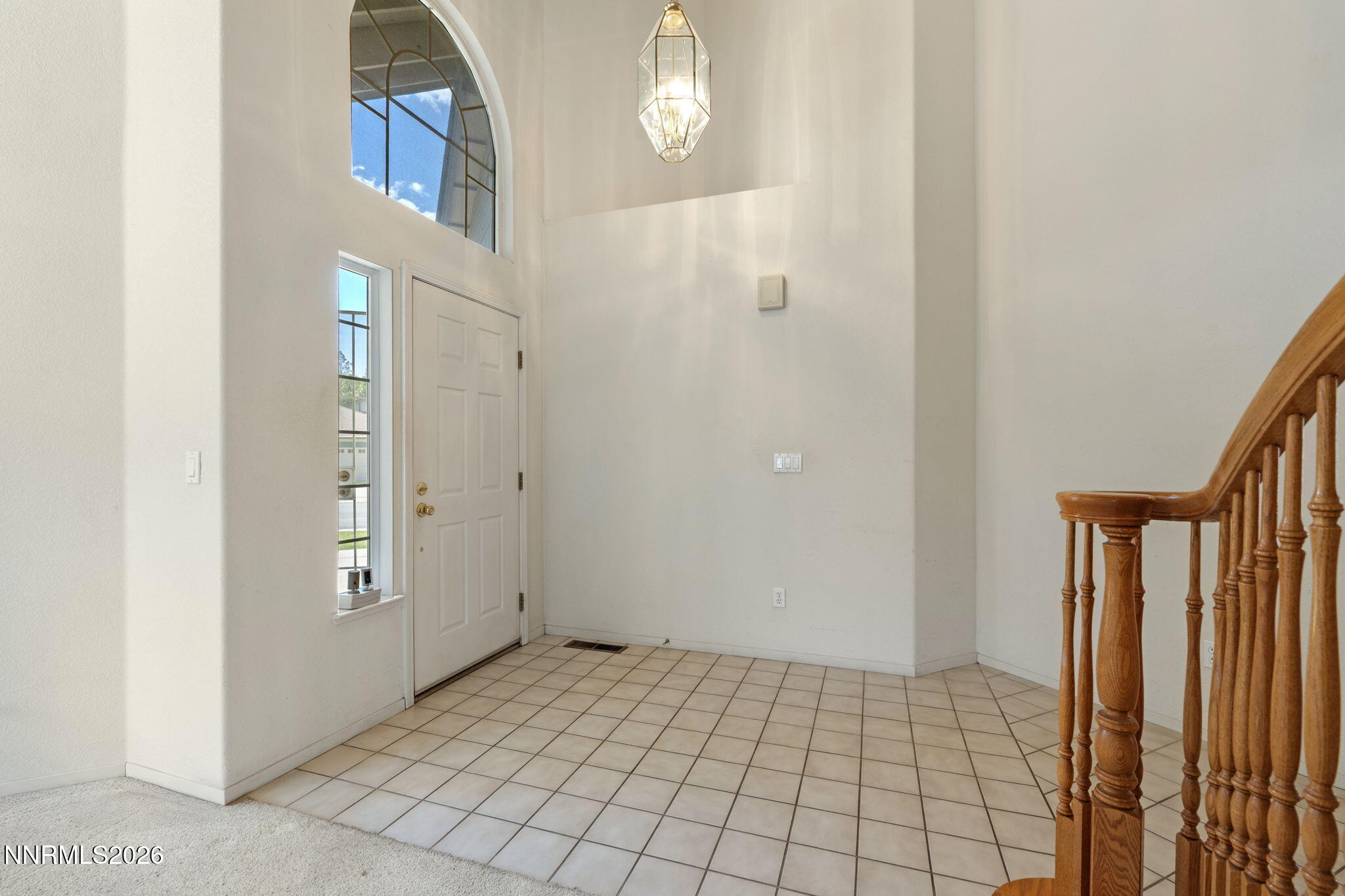 14430 Lasso Drive Reno, NV 89511 - Photo 7 of 44 13-web-or-mls-DSC02100
