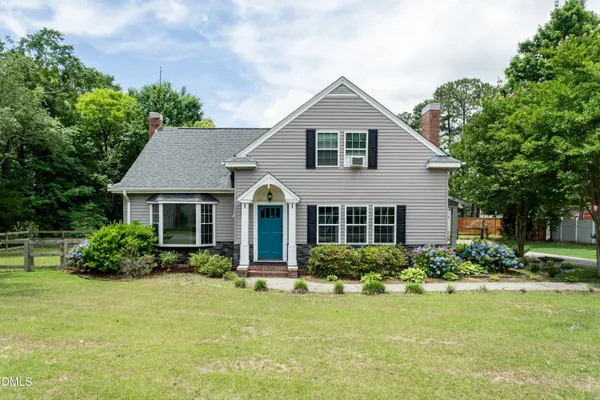 $399,900 | 315 South Main Street, Broadway, NC 27505