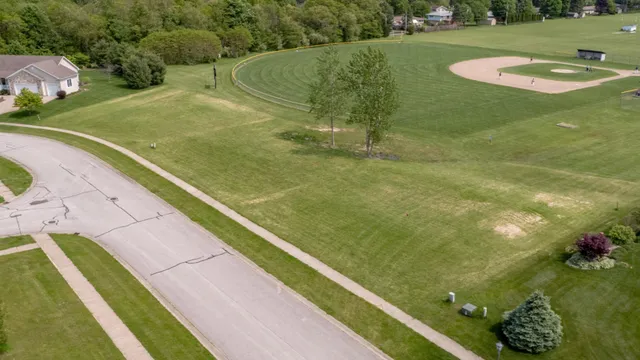 $23,500 | 418-420 Wittenberg Path, St. Joseph, MI 49085