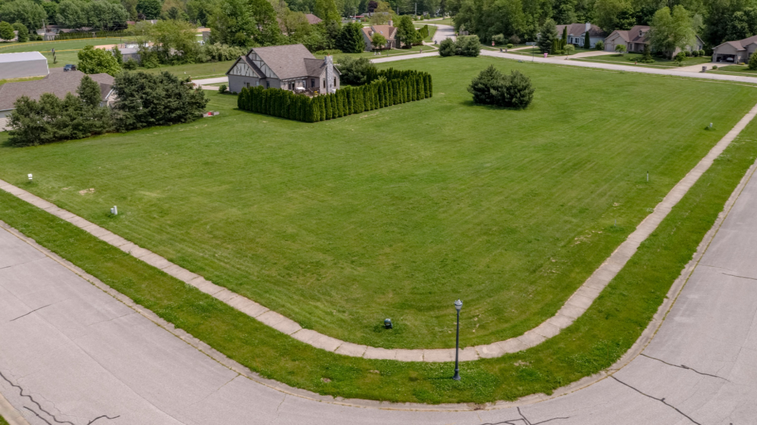 418-420 Wittenberg Path St. Joseph, MI 49085 - Photo 4 of 16 Luther Path St. Joseph, MI-1