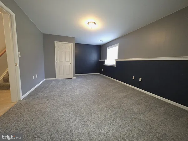 $299,900 | 112 Old Schoolhouse Lane, Mechanicsburg, PA 17055