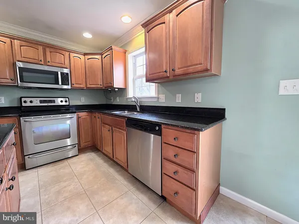 $299,900 | 112 Old Schoolhouse Lane, Mechanicsburg, PA 17055