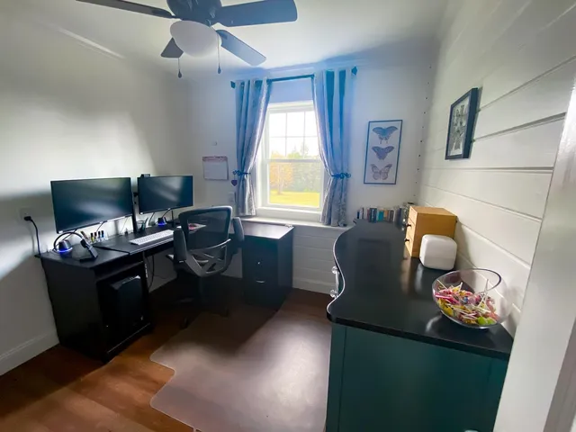 $650,000 | 130 Center Road, Hardwick, VT 05843