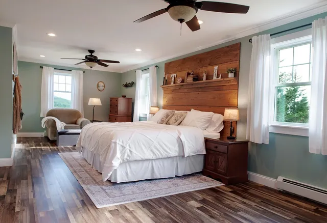 $650,000 | 130 Center Road, Hardwick, VT 05843