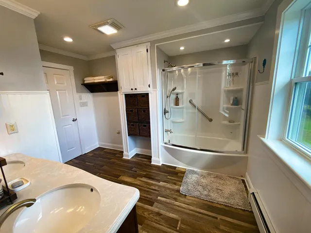 $650,000 | 130 Center Road, Hardwick, VT 05843