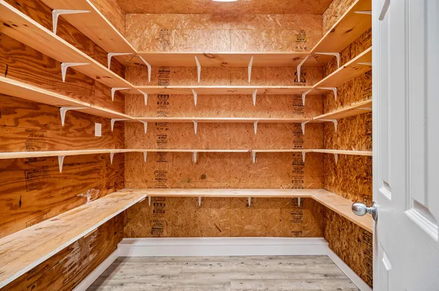 $650,000 | 130 Center Road, Hardwick, VT 05843