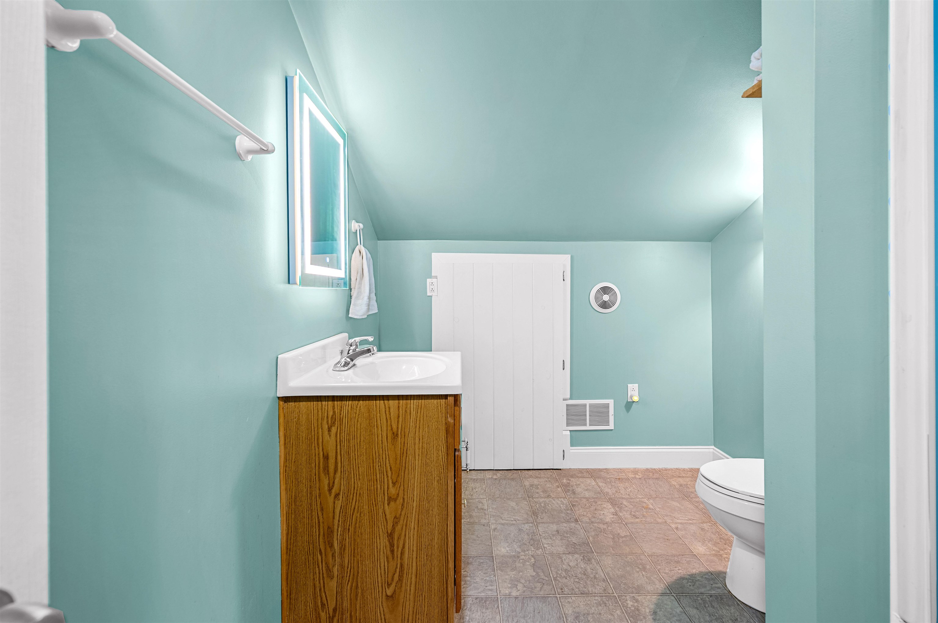 130 Center Road Hardwick, VT 05843 - Photo 46 of 60