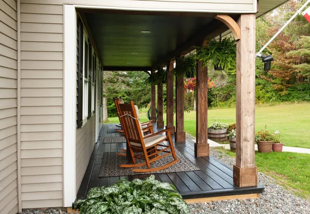 $650,000 | 130 Center Road, Hardwick, VT 05843