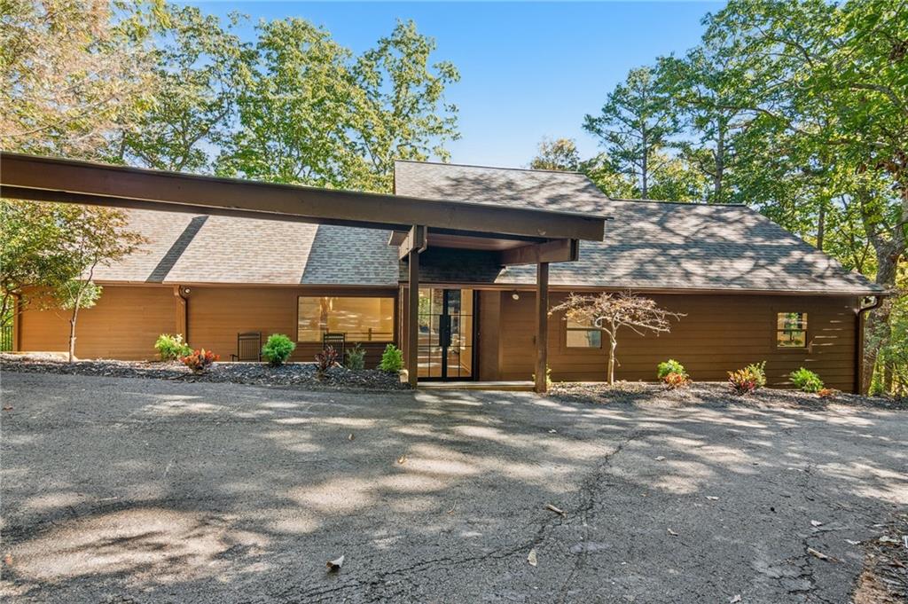 626 Petit Ridge Drive Big Canoe, GA 30143 - Photo 2 of 42