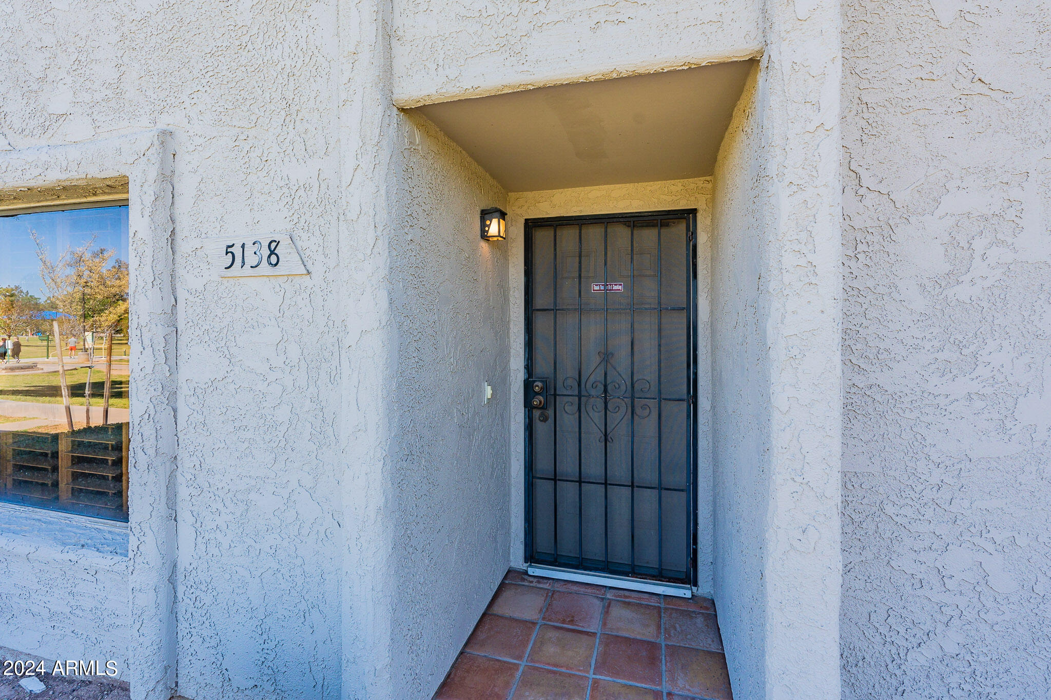 5138 North 81st Street Scottsdale, AZ 85250 - Photo 5 of 40 a view of a hallway