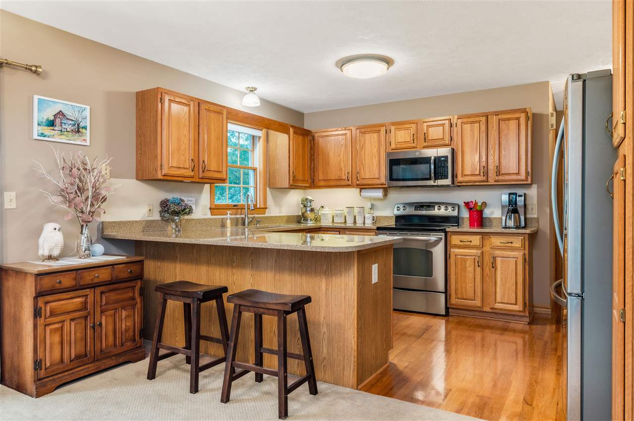 1063 Piccadilly Road Traverse City, MI 49685 - Photo 19 of 41 1894067-18.JPG