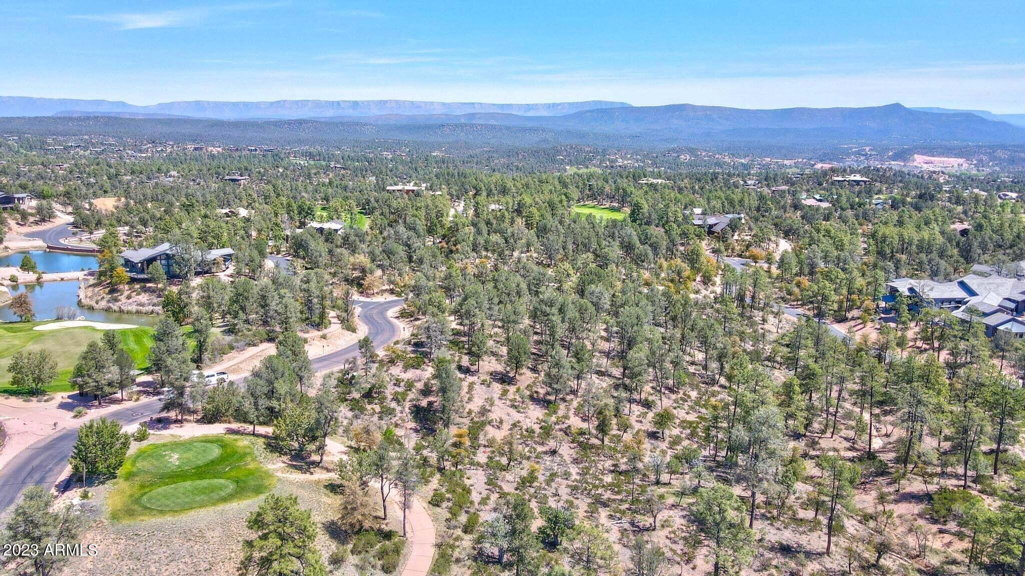 409 South Rim Club Drive, Unit 84 Payson, AZ 85541 - Photo 4 of 12 4DA835FE-AF3C-4E0D-92AB-23454EF05050