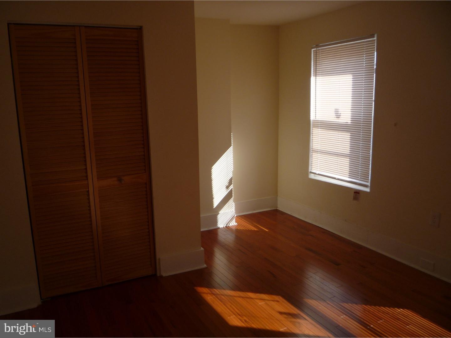 619 Mercy Street Philadelphia, PA 19148 - Photo 9 of 12 Bedroom