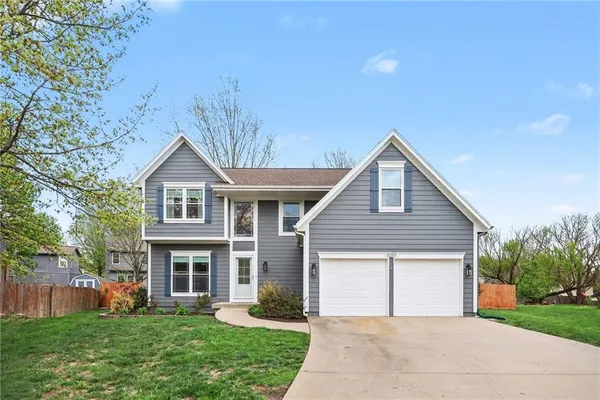 $440,000 | 15451 South Bradley Drive, Olathe, KS 66062