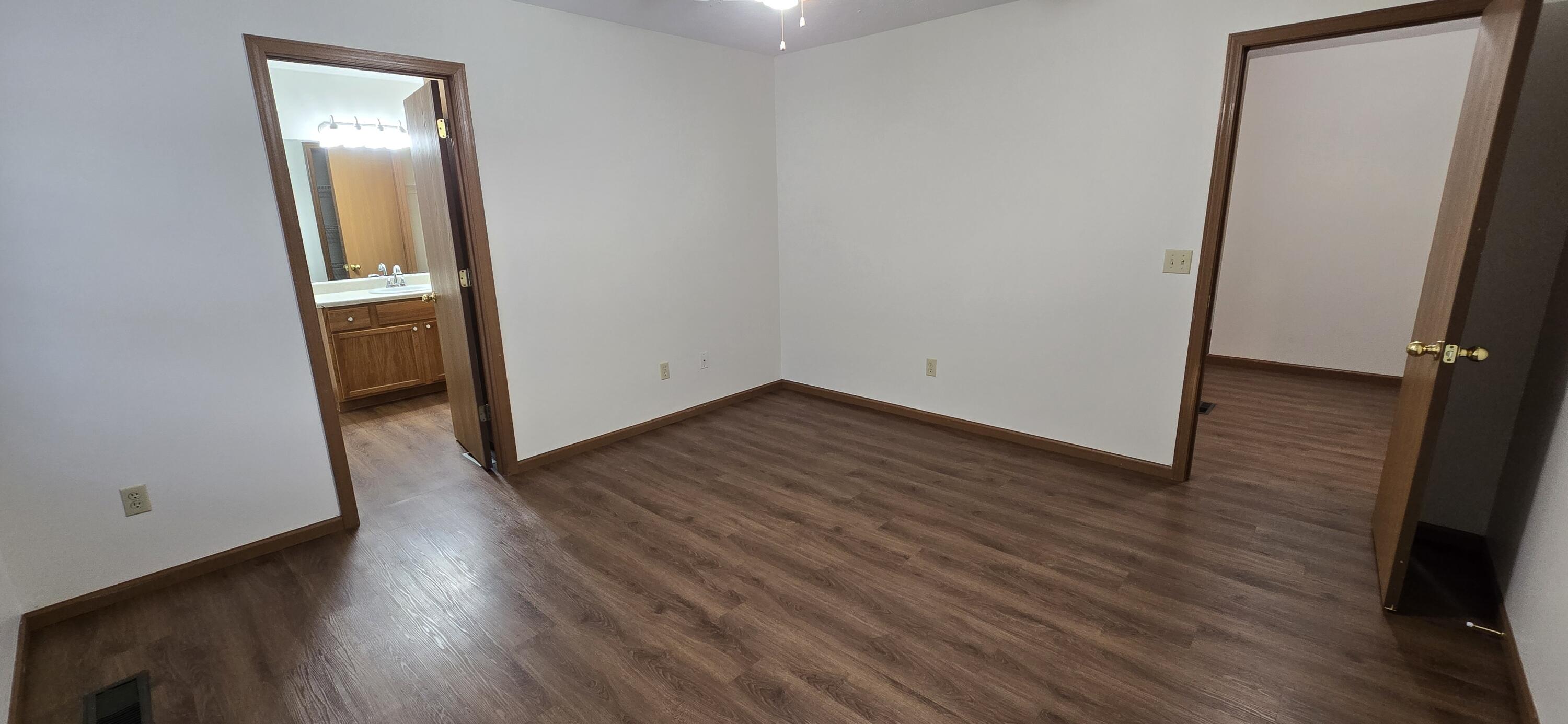 1632 East Adams Street Springfield, MO 65803 - Photo 13 of 27 20260730_190627