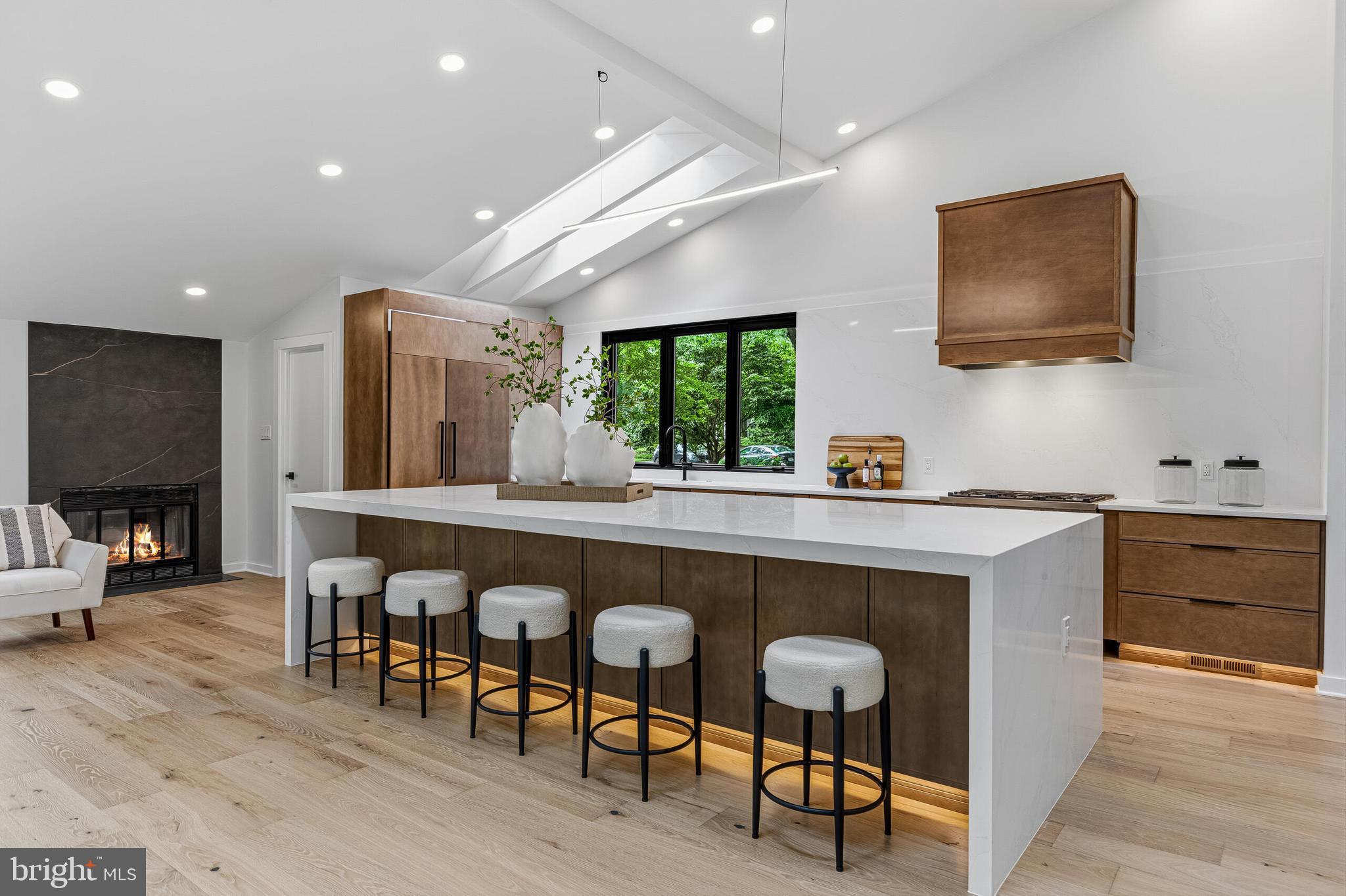 11582 Greenwich Point Road Reston, VA 20194 - Photo 14 of 63