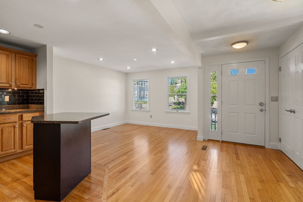 28 Hillside Road, Unit 28 Watertown, MA 02472 - Photo 7 of 42 Gallery Image 7