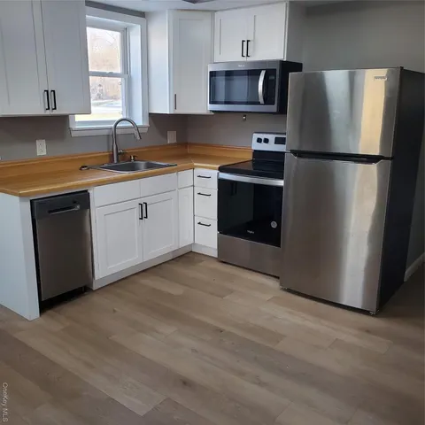 $1,800 | 191 Plains Road, Unit 3, Walden, NY 12586