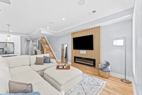 $849,000 | 335 Virginia Avenue, Unit 2, Jersey City, NJ 07304