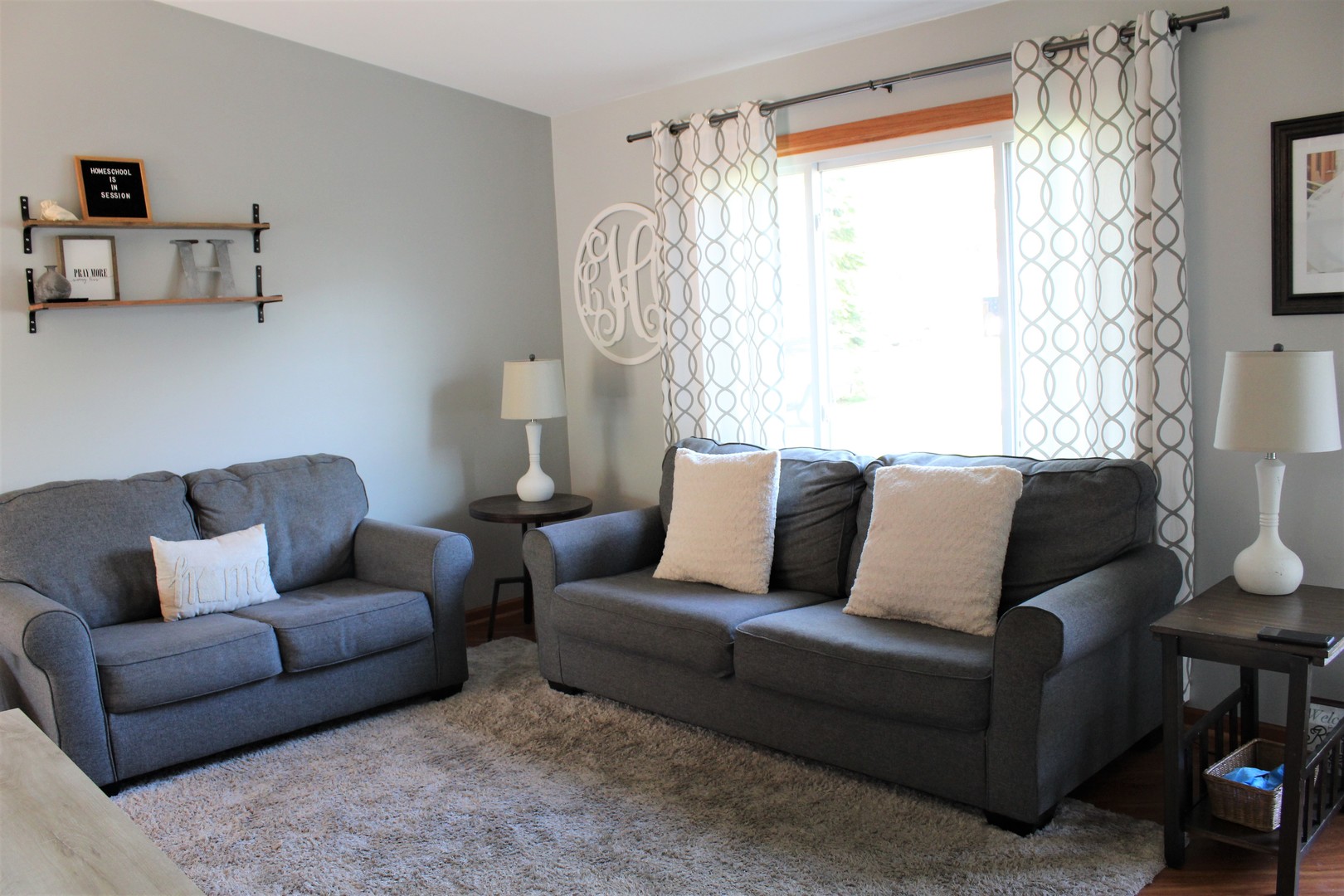 508 Northgate Road Lindenhurst, IL 60046 - Photo 2 of 27 a living room with furniture and a large window