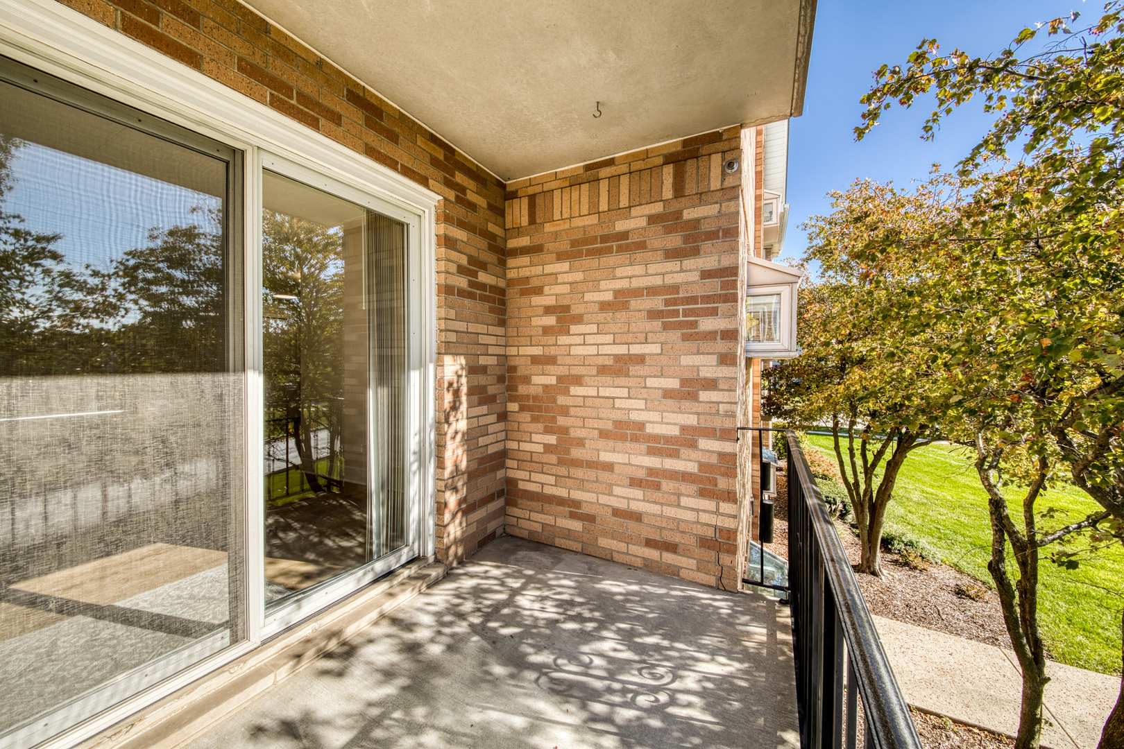 18310 Robin Lane, Unit D2 Homewood, IL 60430 - Photo 14 of 17 a view of entryway door