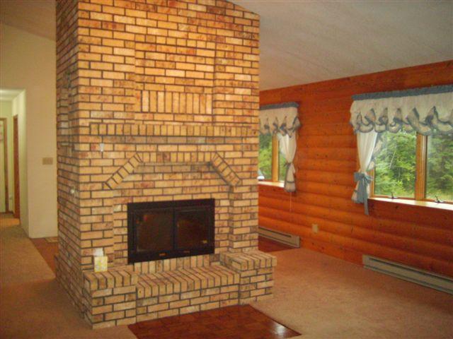 1371 Shoreview Road Two Harbors, MN 55616 - Photo 5 of 9