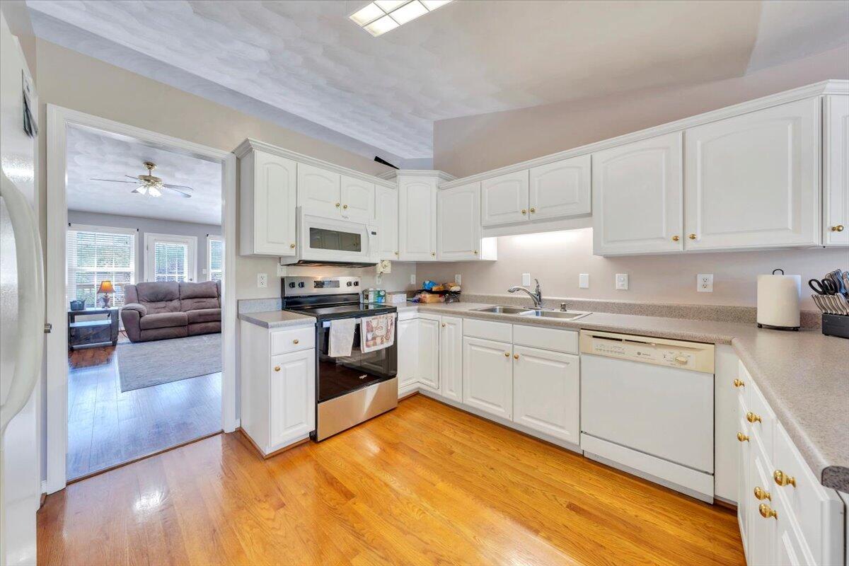 3609 Carson Road Roanoke, VA 24012 - Photo 12 of 52 13-MIB04704