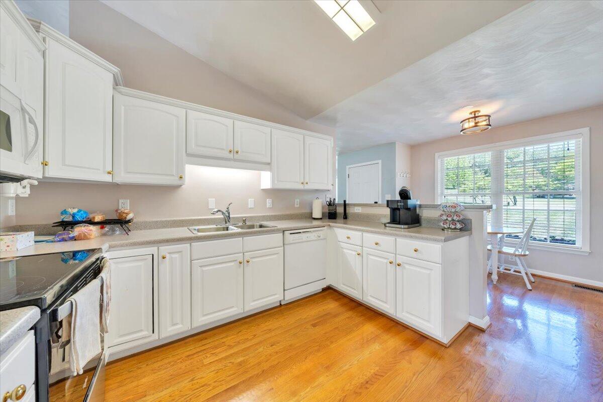 3609 Carson Road Roanoke, VA 24012 - Photo 15 of 52 16-MIB04713