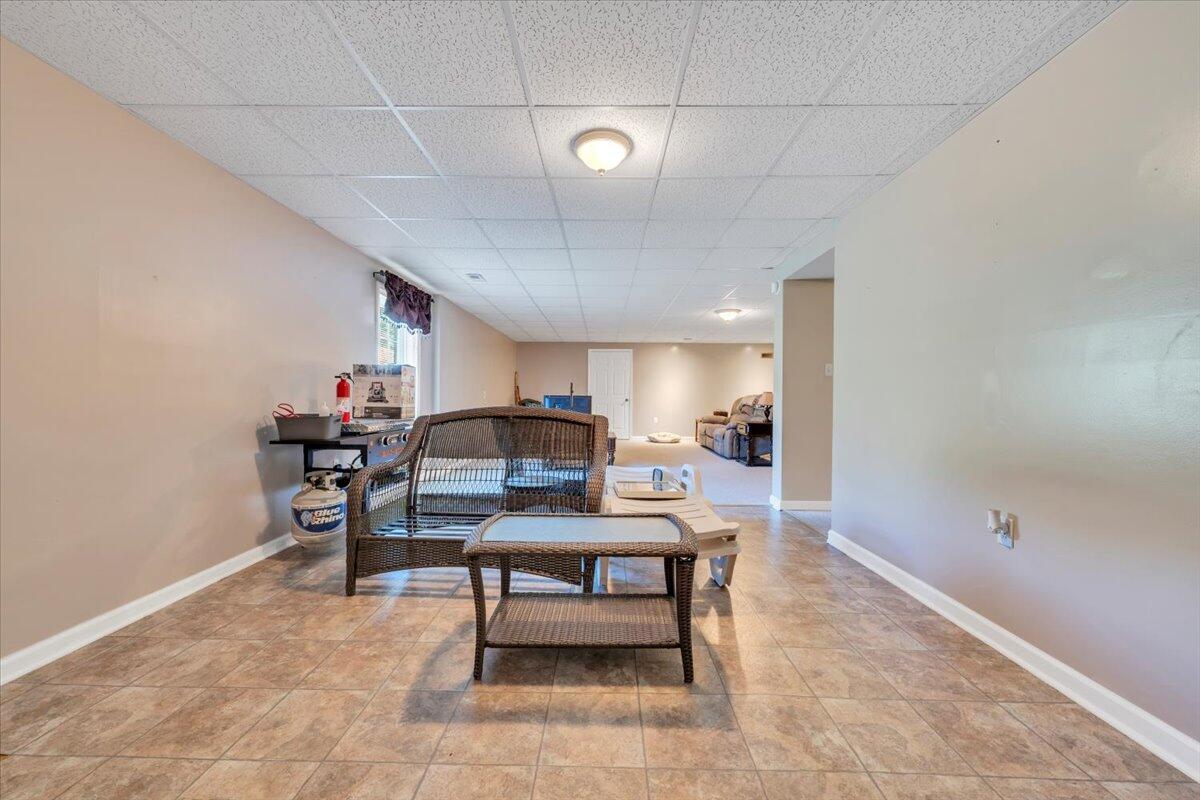 3609 Carson Road Roanoke, VA 24012 - Photo 32 of 52 33-MIB04779