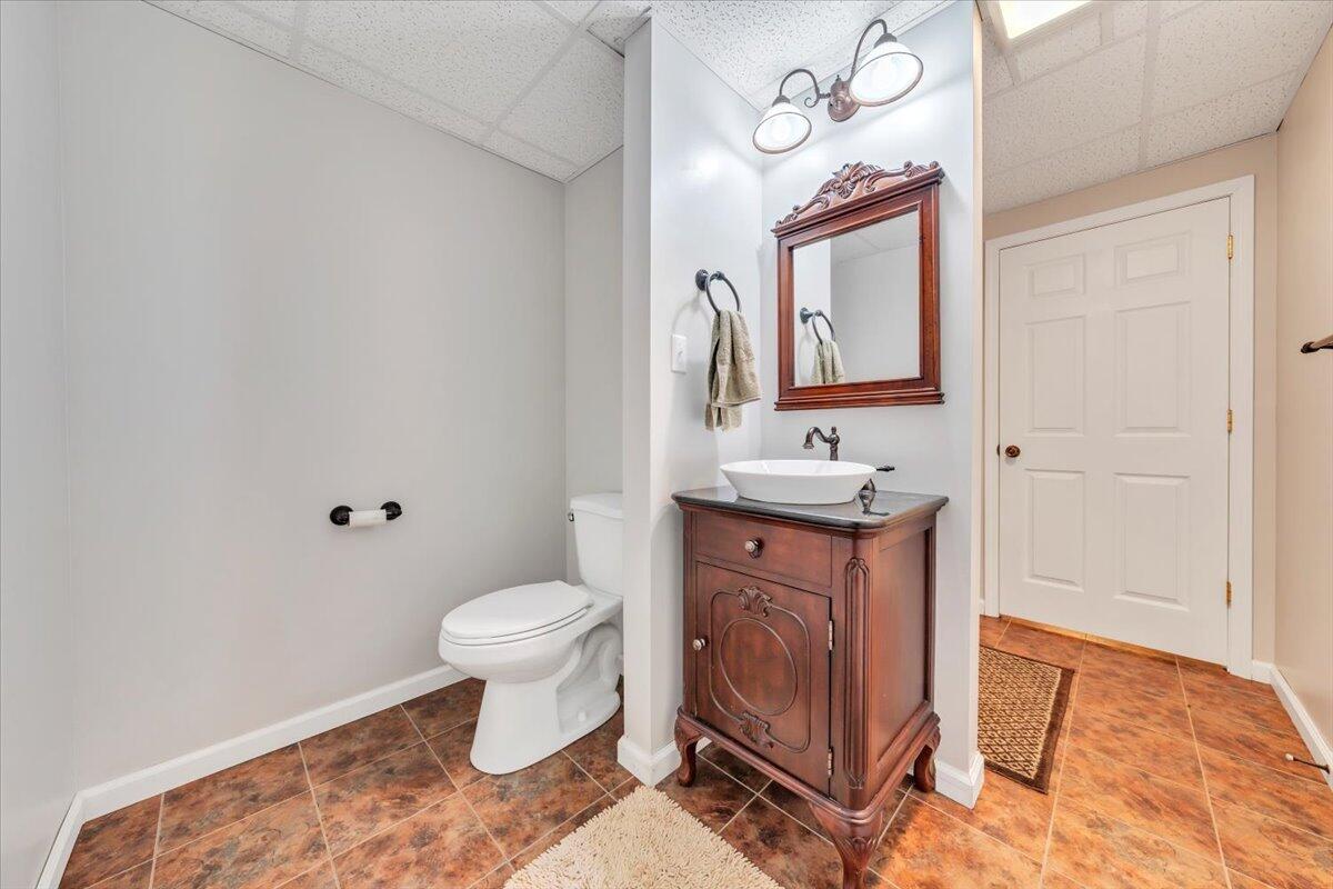 3609 Carson Road Roanoke, VA 24012 - Photo 41 of 52 42-MIB04821