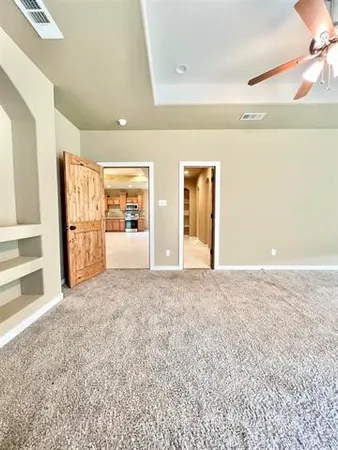 $2,595 | 12430 Keith Road, Beaumont, TX 77713