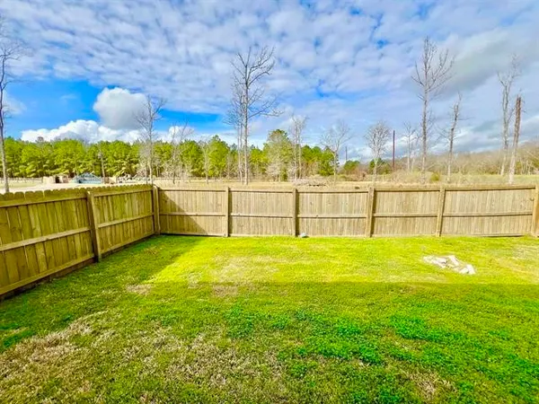 $2,595 | 12430 Keith Road, Beaumont, TX 77713