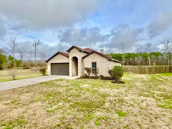 $2,595 | 12430 Keith Road, Beaumont, TX 77713