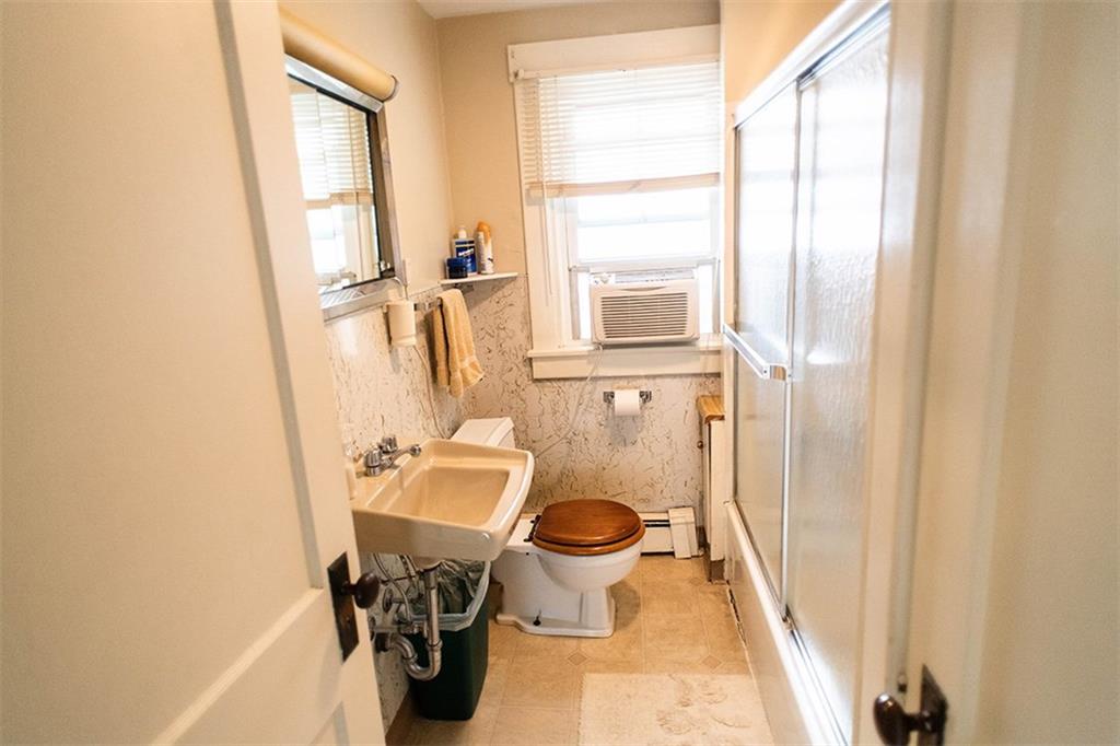 267 Philadelphia Street Indiana, PA 15701 - Photo 4 of 14 Bathroom