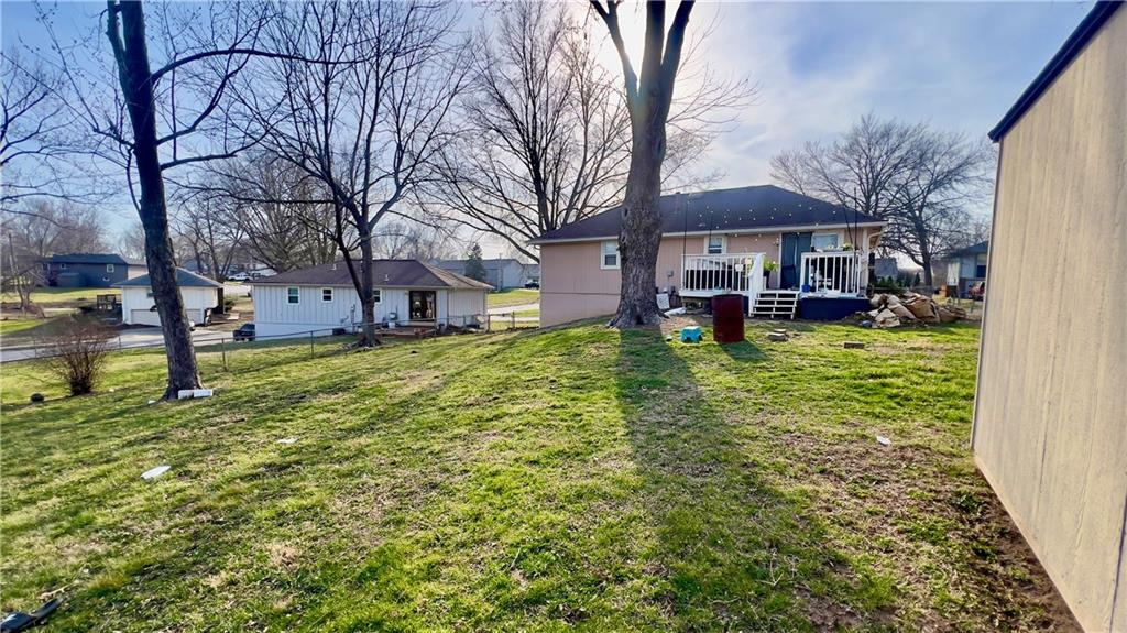 1924 Southwest 5th Street Blue Springs, MO 64014 - Photo 3 of 4