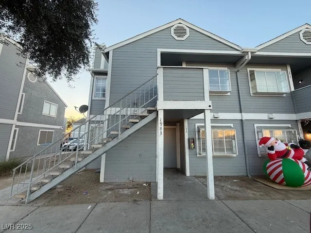 $1,050 | 1983 Cosmic Drive, Unit 193, Las Vegas, NV 89115