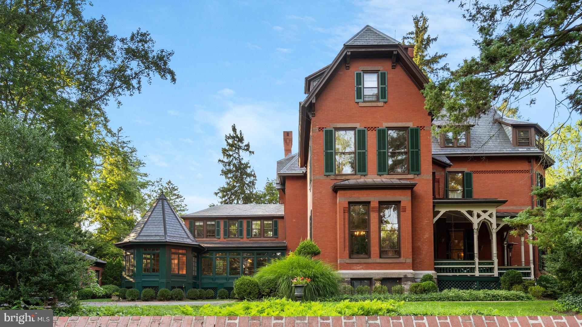 68 Library Place Princeton, NJ 08540 - Photo 4 of 34 Full side view