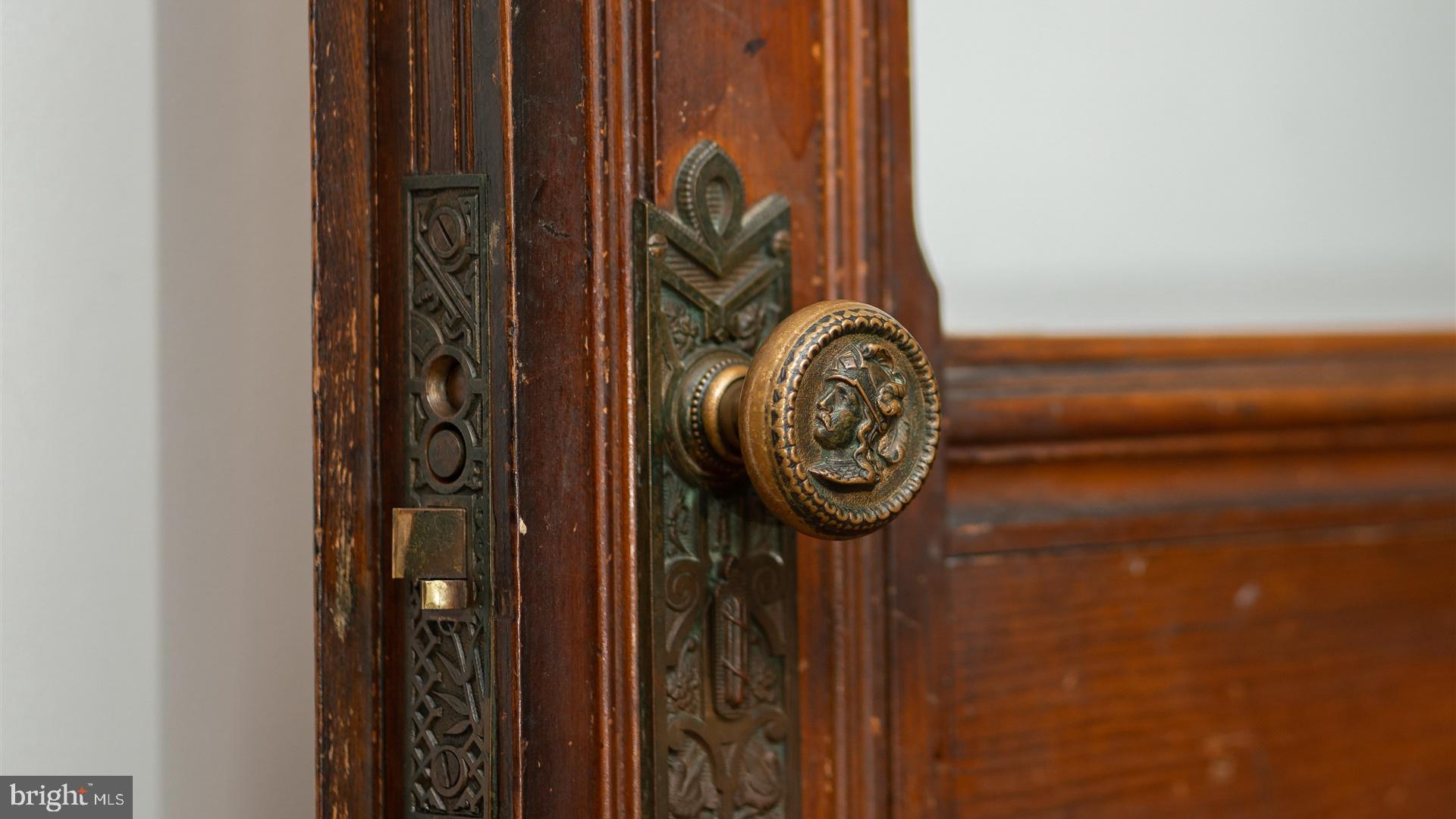 68 Library Place Princeton, NJ 08540 - Photo 31 of 34 Original Hardware throughout home