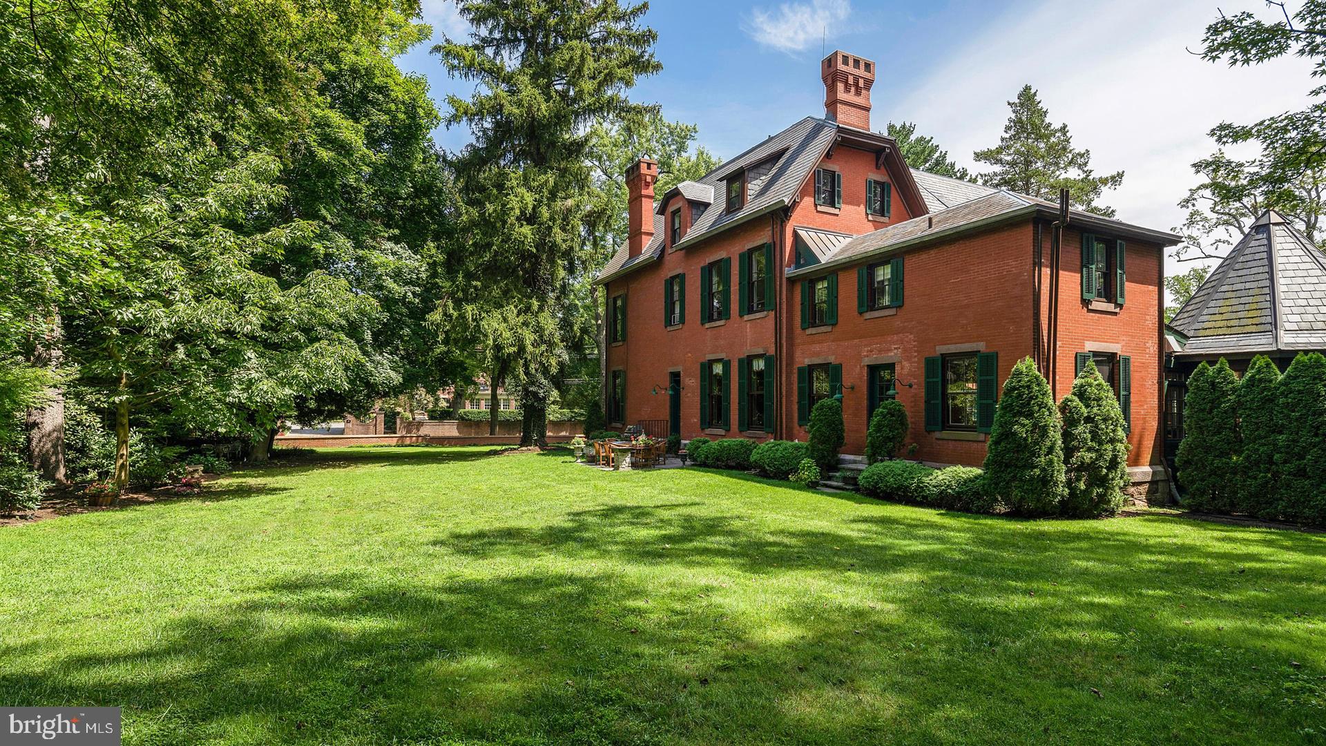 68 Library Place Princeton, NJ 08540 - Photo 32 of 34 Rear View - Expansive private yard