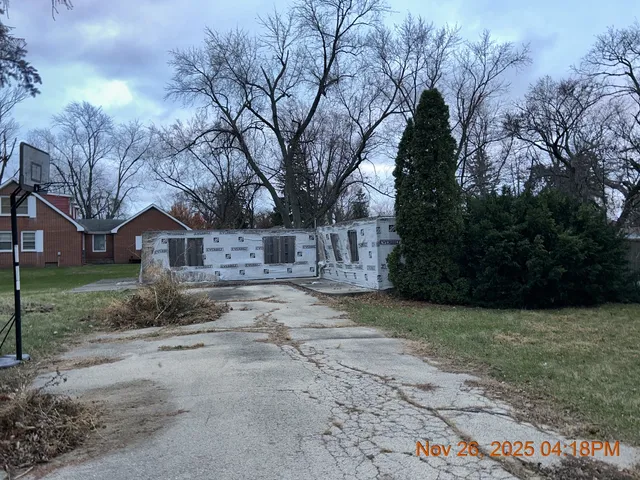 $69,900 | 106 Teeway Street, Joliet, IL 60435