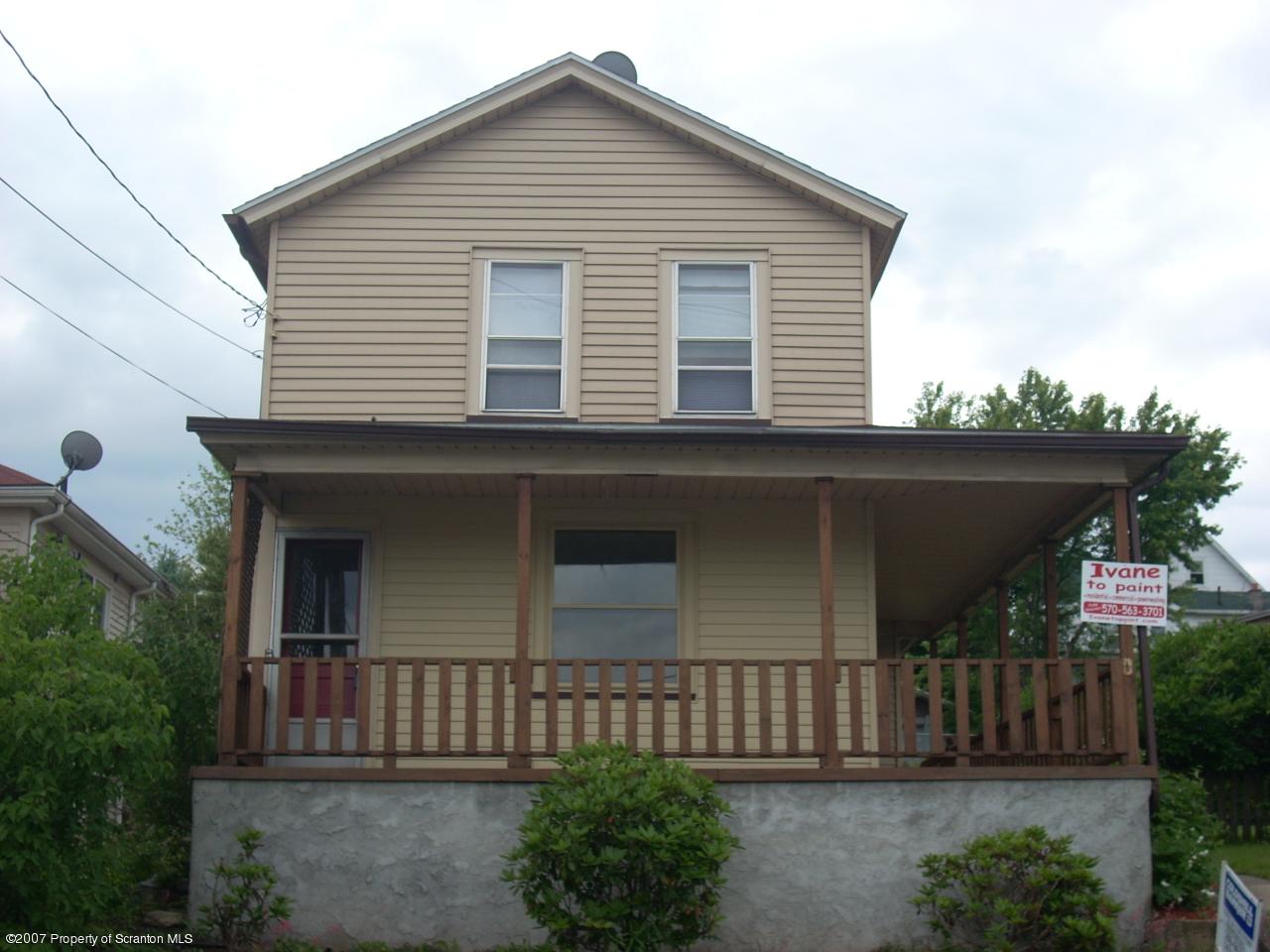 717 Hampton Street Scranton, PA 18504 - Photo 1 of 8 Gallery Image 1