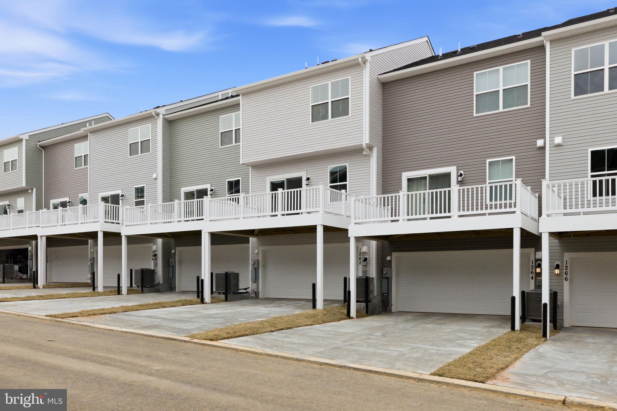 1262 Red Clover Lane Ranson, WV 25438 - Photo 4 of 56