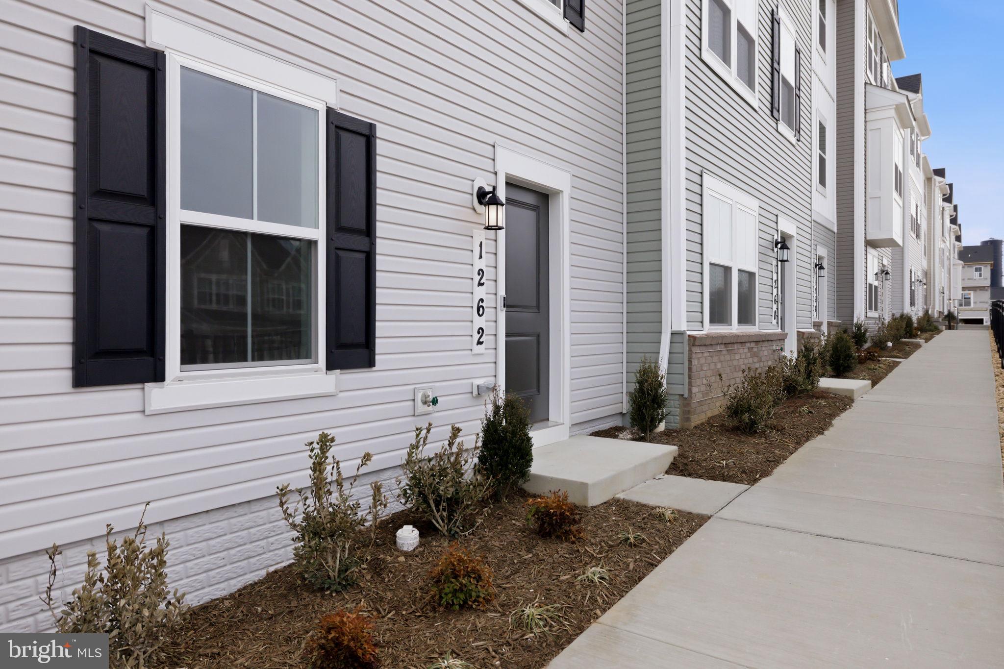 1262 Red Clover Lane Ranson, WV 25438 - Photo 9 of 56