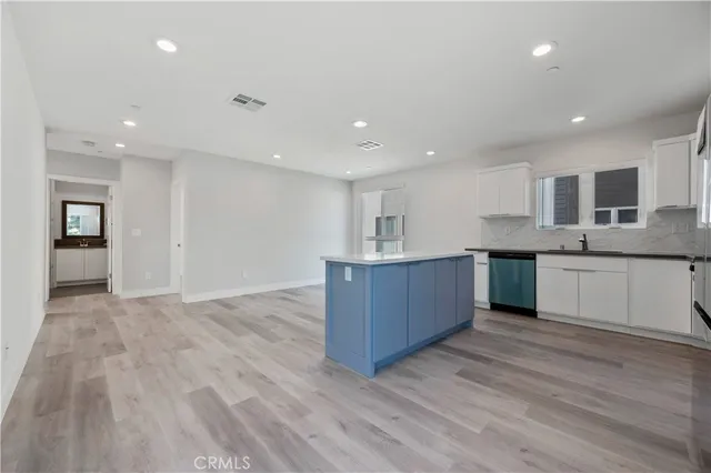 $3,900 | 2733 South La Brea Avenue, Unit 1/2, Los Angeles, CA 90016