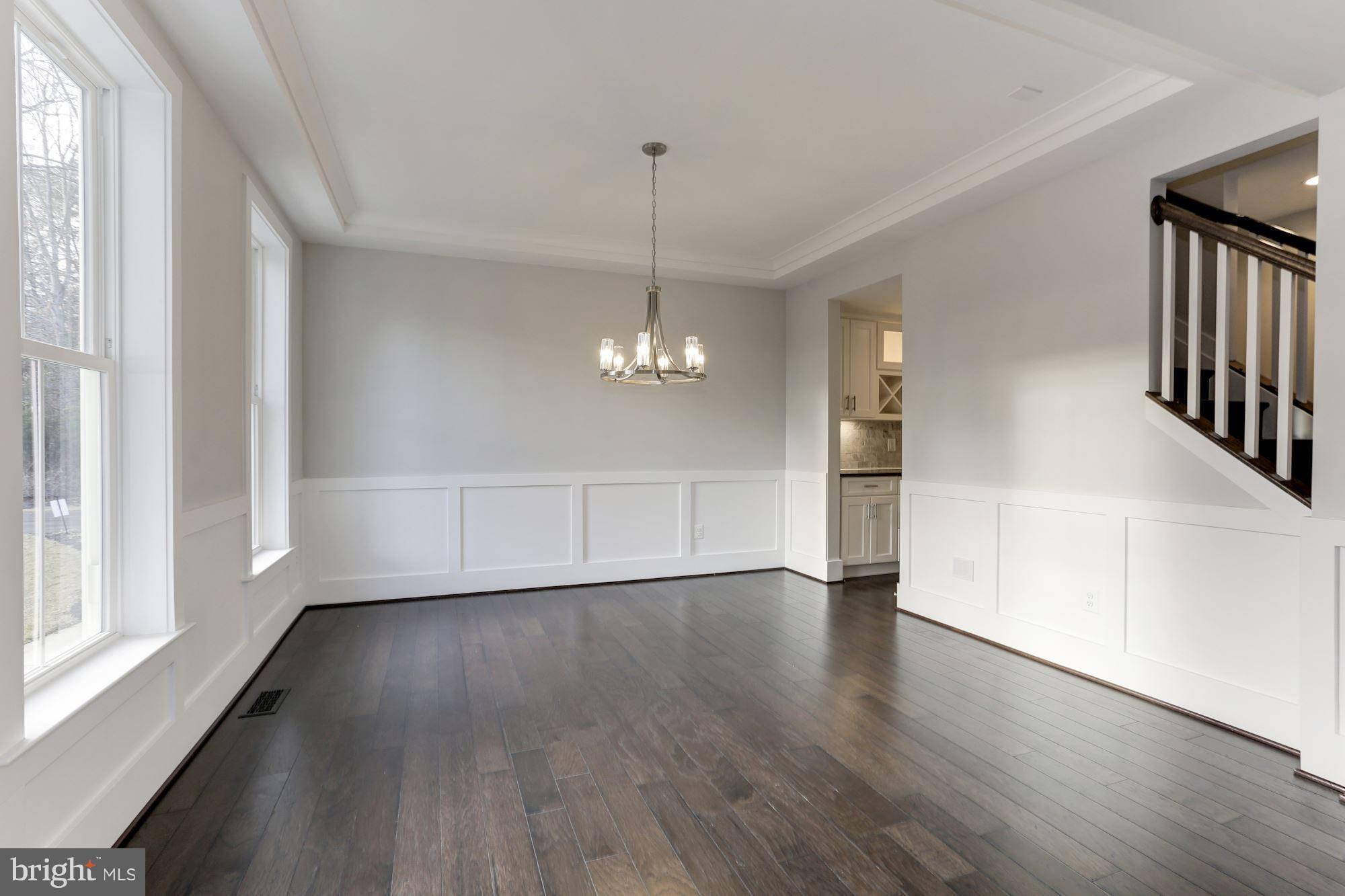 11613 Popes Head Road Fairfax, VA 22030 - Photo 7 of 30 Formal Dining Rm w/Wainscoting & Tray Ceiling